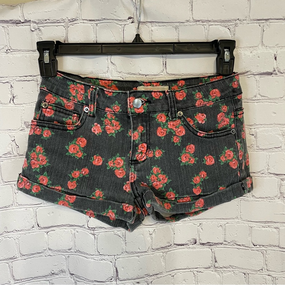 Cute Floral Jean Shorts forever 21 floral denim